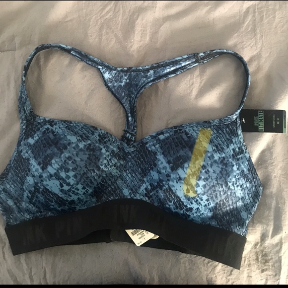 NWT Ultimate sports bra size (M) - Picture 1 of 3